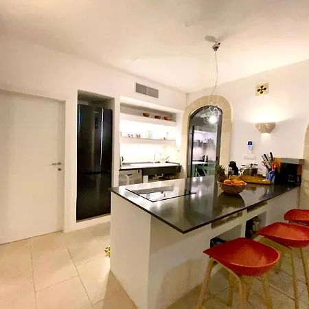 Villa Luxus With Swimmingpool, 1-6 P.,