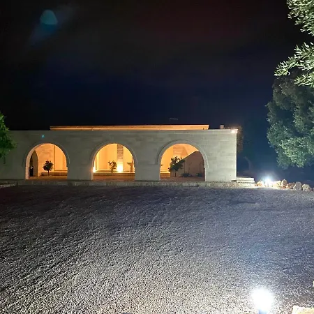 Villa Luxus With Swimmingpool, 1-6 P., Carovigno